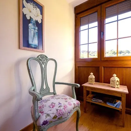 Reina De La Paz En San Sebastian De Garabandal Rionansa