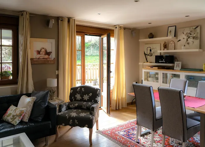 Reina De La Paz En San Sebastian De Garabandal *