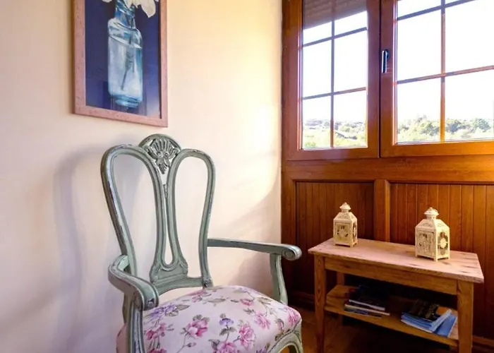 Reina De La Paz En San Sebastian De Garabandal Rionansa