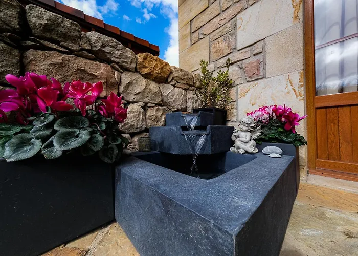 Reina De La Paz En San Sebastian De Garabandal דירה *